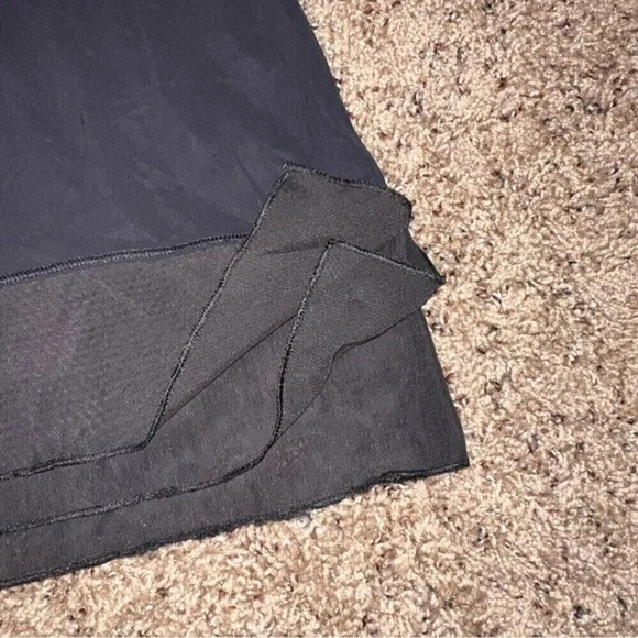 Lululemon Sole Training Short Sleeve Size 4 - Picture 5 of 8